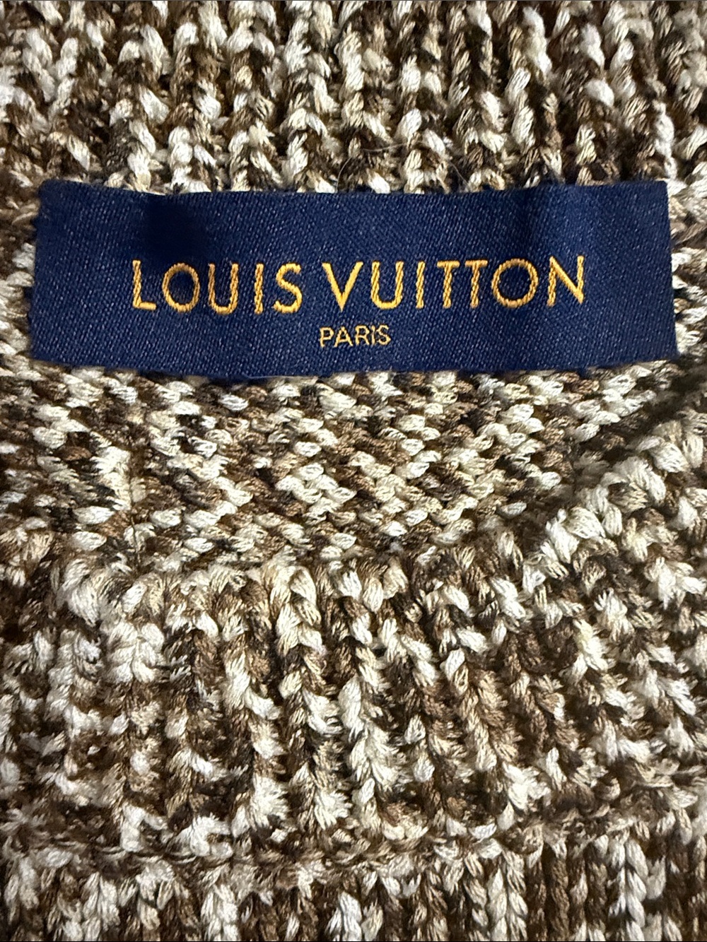 Louis Vuitton Sleeveless Knit Pullover - Picture 5 of 8